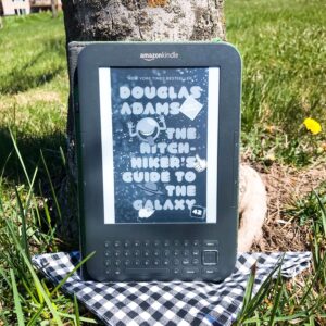Book Review: The Hitchhiker’s Guide to the Galaxy by Douglas Adams