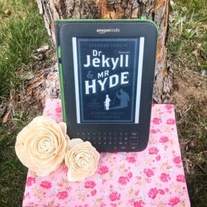 Book Review: The Strange Case of Dr. Jekyll and Mr. Hyde by Robert Louis Stevenson